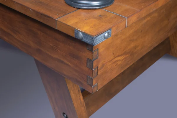 BARREN 7 & 8 FOOT TABLE