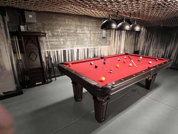 Brunswick Glenwood 9 Foot - With Leg Options