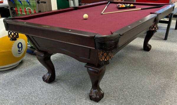 Allenton Ball & Claw